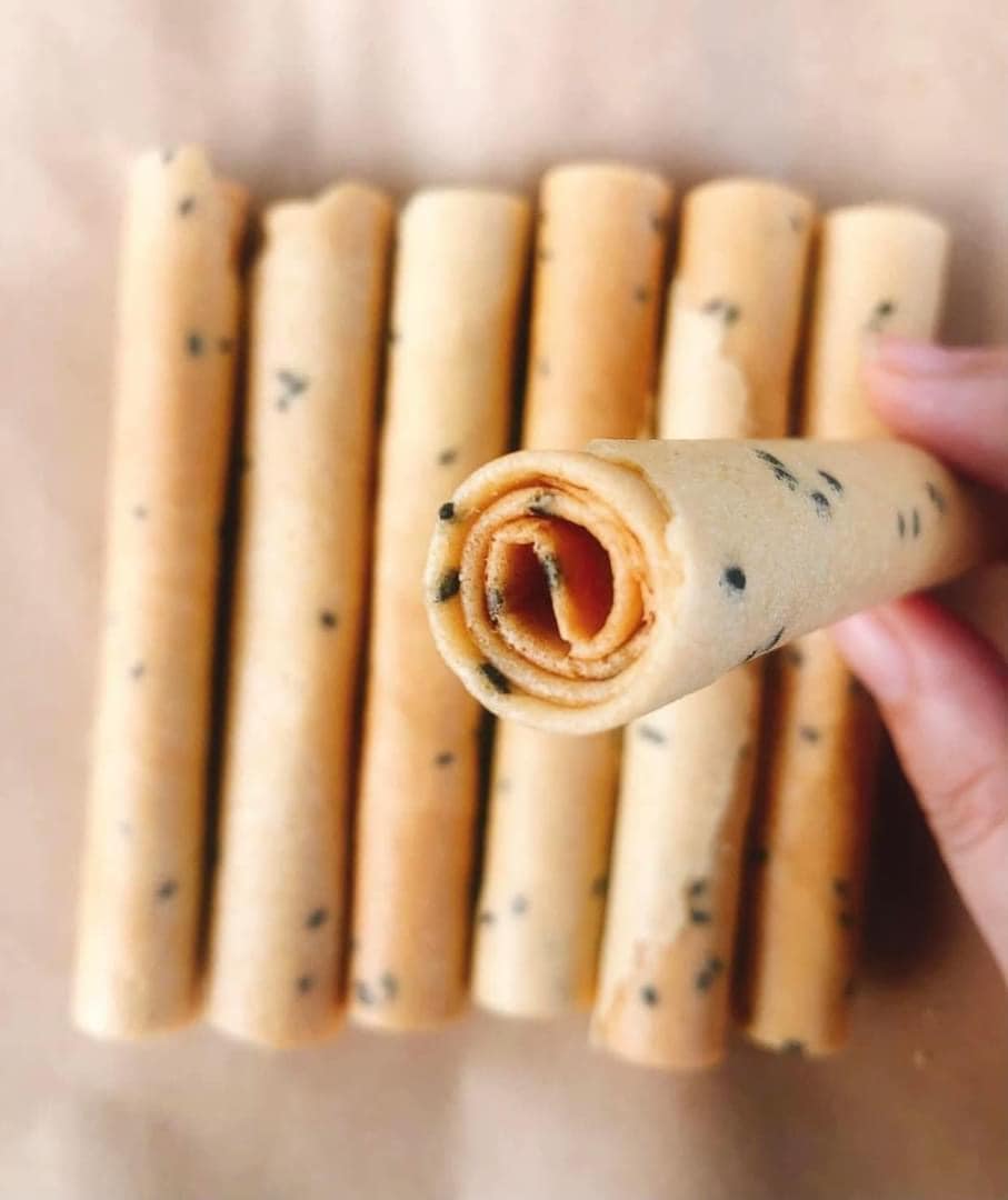 Bánh ép kẹp cuộn
