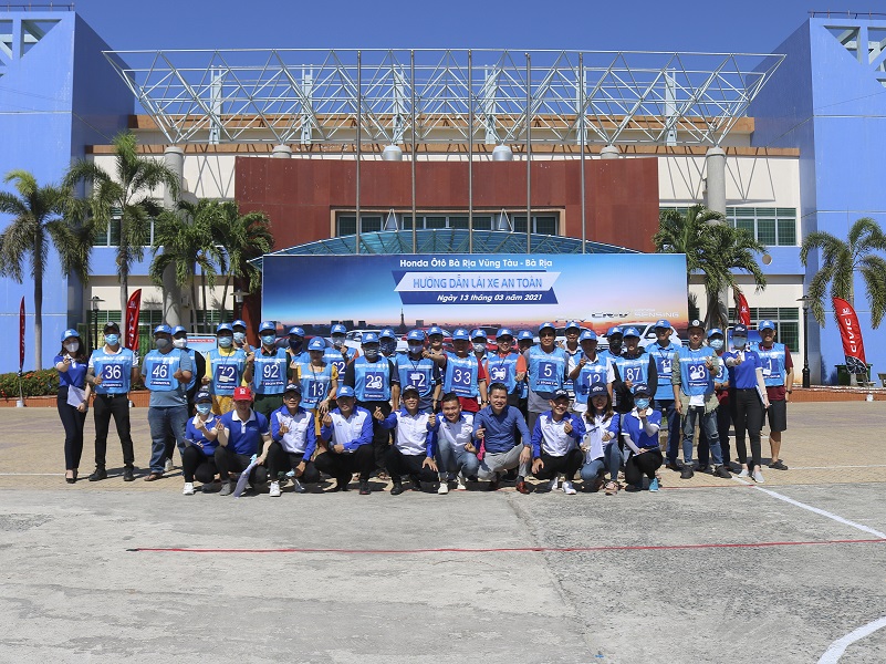Học viên tham gia khóa học