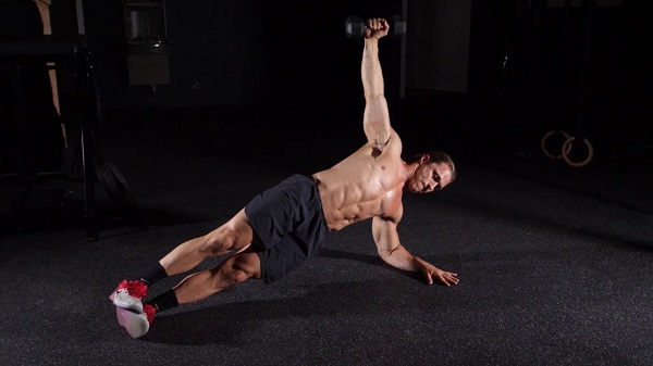 Bài tập tạ tay Plank nghiêng xoay cánh tay