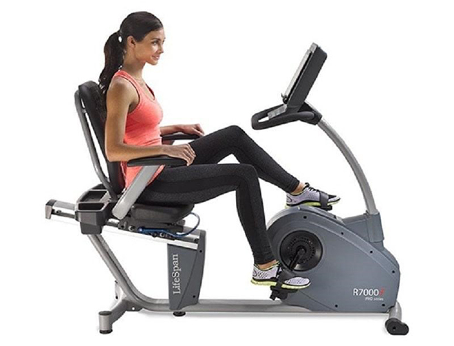 Xe đạp tập thể dục tại nhà dùng để hỗ trợ vật lý trị liệu