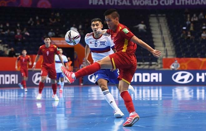 Vị trí tiền đạo futsal hoặc Pivo