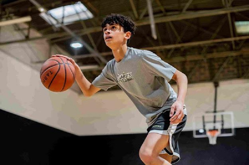 Ở độ tuổi nào thì chơi bóng rổ sẽ tăng chiều cao