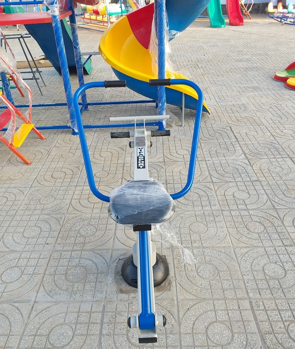 Hình ảnh thiết bị tập chèo thuyền