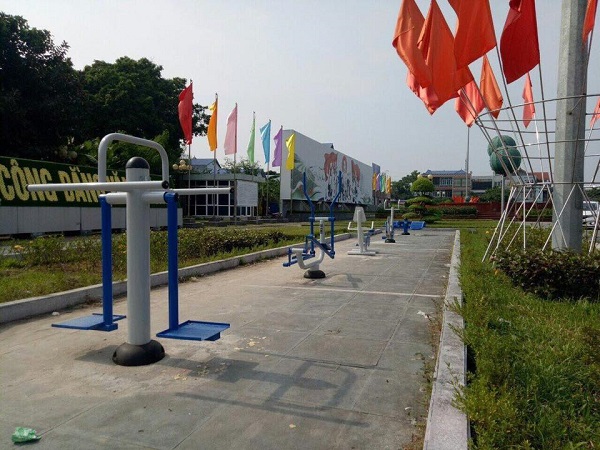 Hình ảnh thiết bị thể thao ngoài trời được lắp đặt tại văn hóa xã, huyện, tỉnh