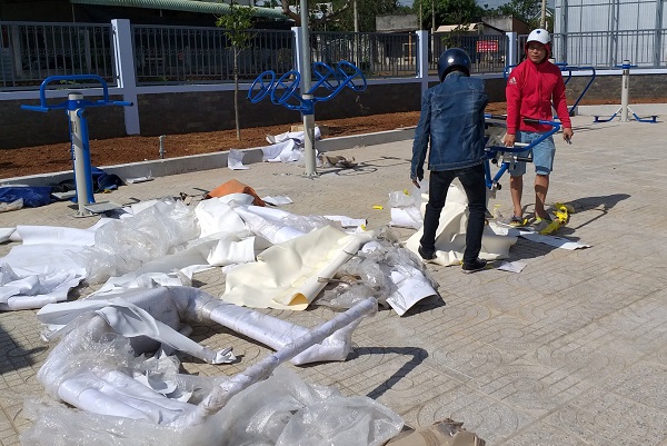 Lắp đặt thiết bị thể thao ngoài trời của thợ ZOKO SPORT