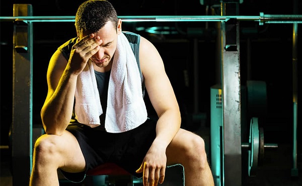 Lý giải về sao lại bị đau đầu khi tập gym