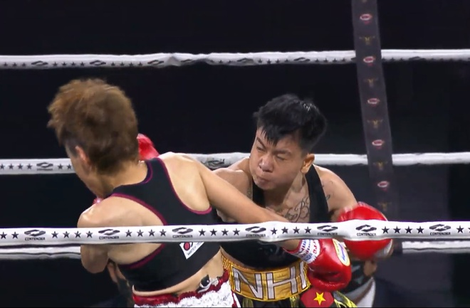 Võ sĩ Nguyễn Thị Thu Nhi đoạt đai WBO thế giới hạng mini-flyweight từ chính đối thủ Etsuko Tada bằng chiến thắng điểm sau 10 hiệp.