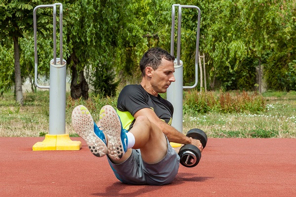 Bài tập Dumbbell Russian Twist