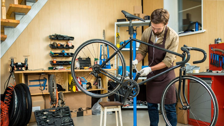 Vệ sinh và bảo dưỡng xe thường xuyên