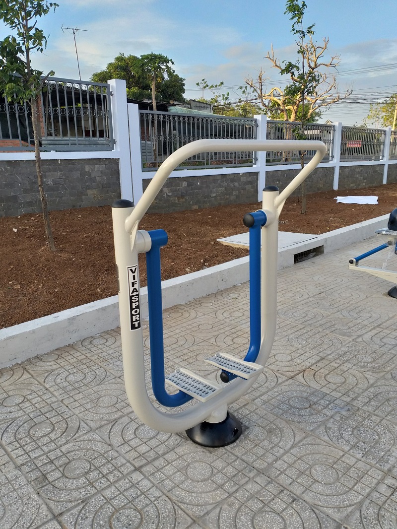 Hình ảnh máy đi bộ trên không chính hãng