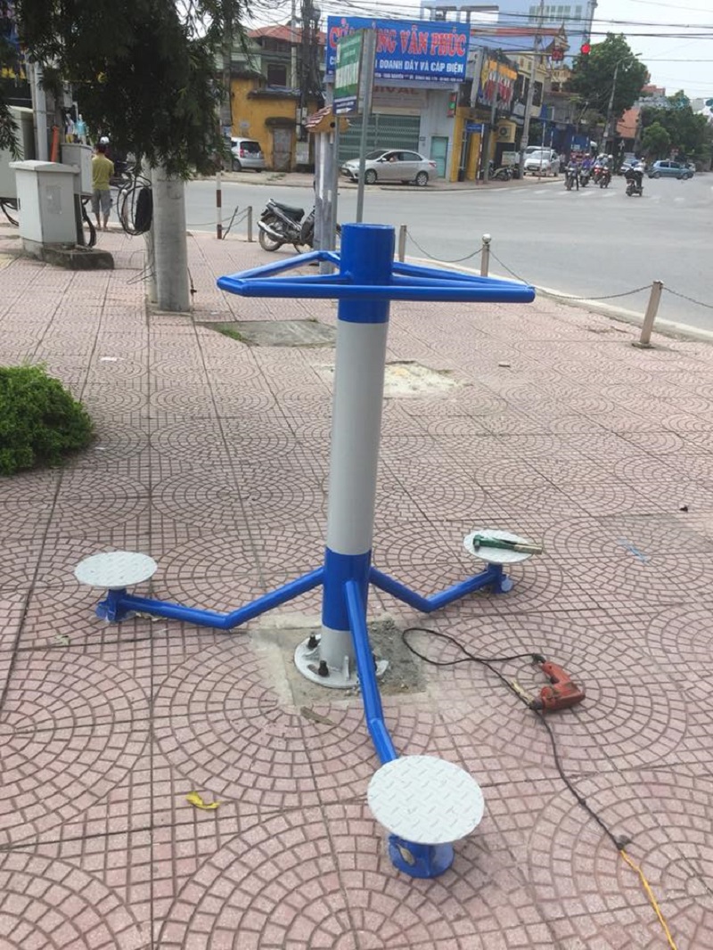 Lắp đặt thiết bị xoay eo ngoài trời phù hợp