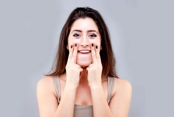 Bài tập nâng xương gò má