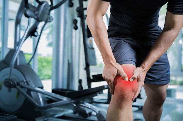 Người bị đau khớp gối liệu có nên tập gym hay không