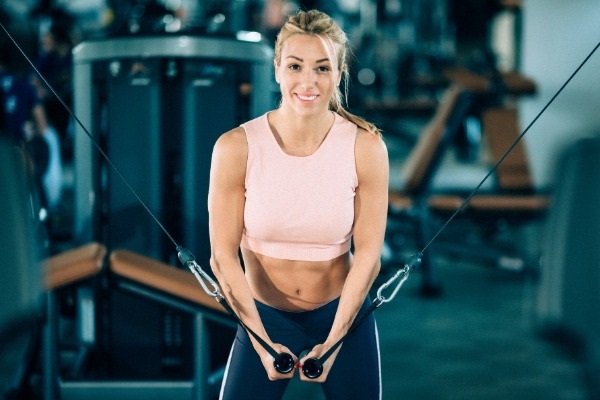 Lên lịch tập gym giúp nữ tăng cơ giảm mỡ