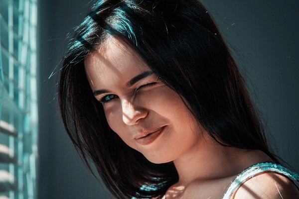 Quan niệm mắt giật ở nữ của người Ấn Độ