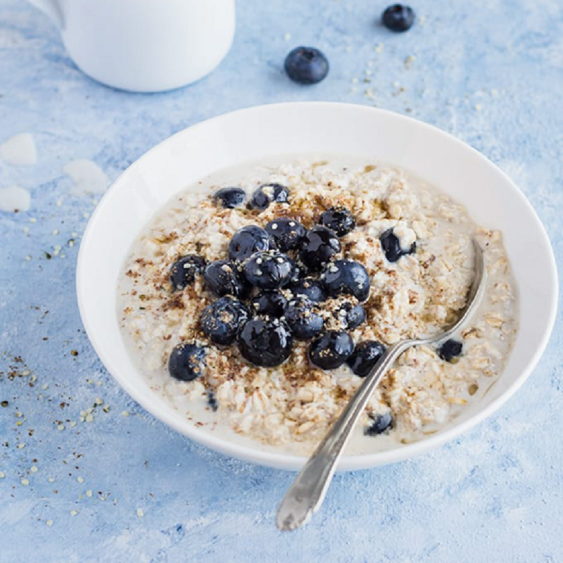 Ngũ cốc yến mạch và việt quất