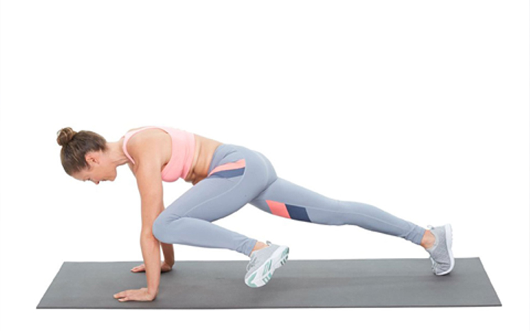 Động tác Plank người nhện