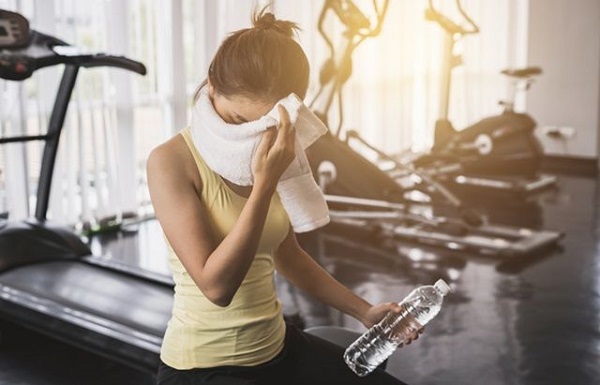 Ở nhà điều trị COVID - 19 có làm gián đoạn thói quen tập luyện