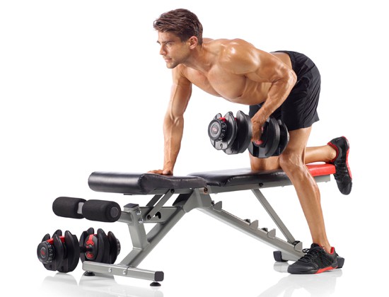 Các bài tập ngực với tạ đơn phải đủ số lần cho mỗi hiệp