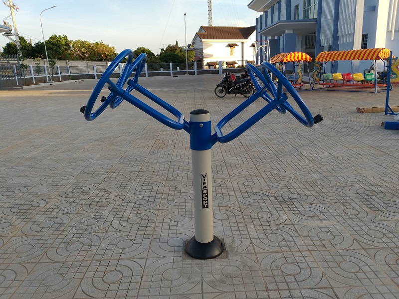 Hình ảnh thiết bị tập tay vai đôi