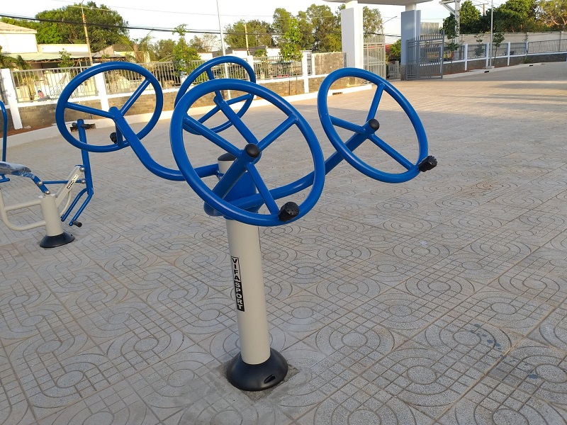 Hình ảnh lắp đặt thiết bị tập tay vai đôi tỉnh Hà Nam