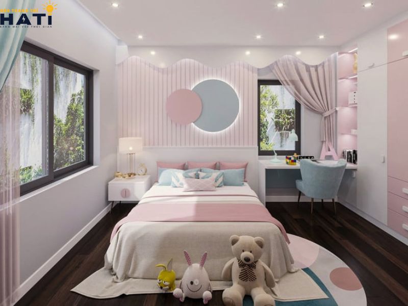 Ánh sáng trong phòng bé nên ở mức vừa phải, ưu tiên tông vàng ấm hoặc trung tính