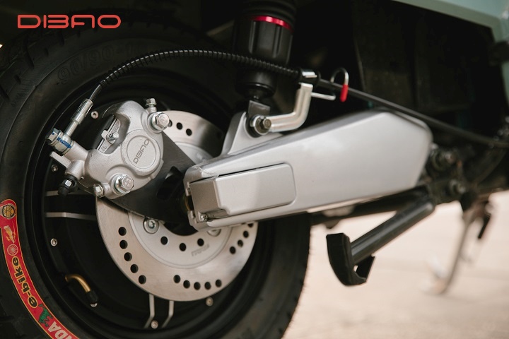 thay ắc quy xe máy điện dibao