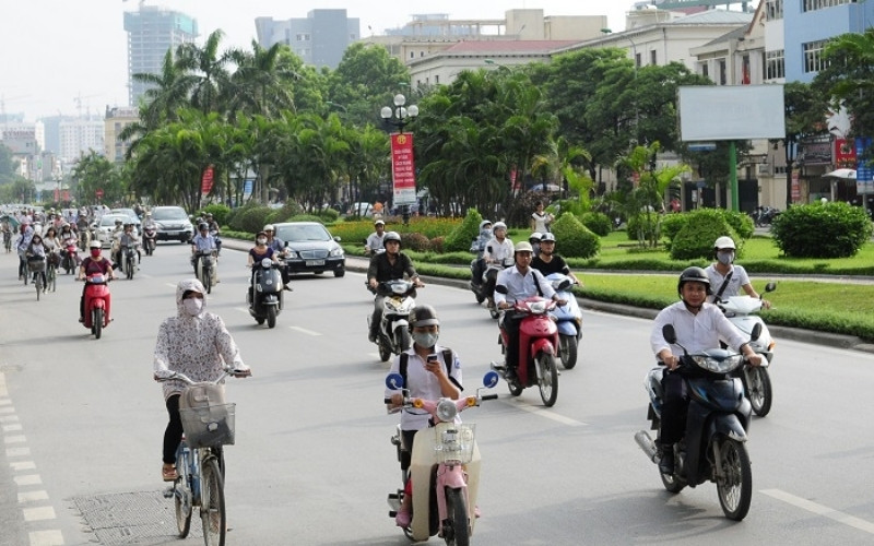 Hạng A1 sẽ có 10 giờ đào tạo lý thuyết và 02 giờ thực hành lái xe