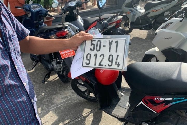 Biển số định danh là gì