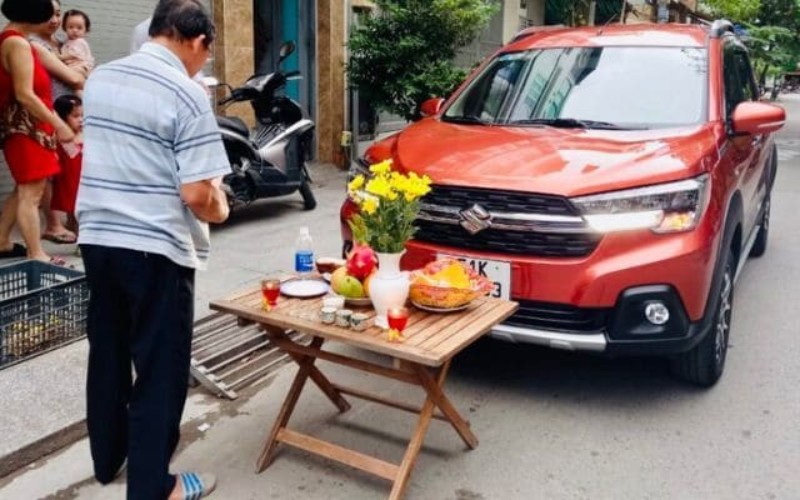 Việc cúng xe mang nhiều ý nghĩa quan trọng cho chủ phương tiện