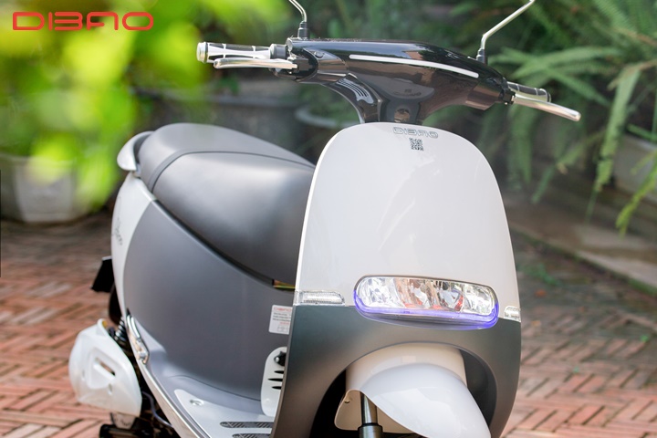 Nhóm khách hàng sử dụng Dibao Gogo SS đa phần là những bạn học sinh, sinh viên trẻ và năng động