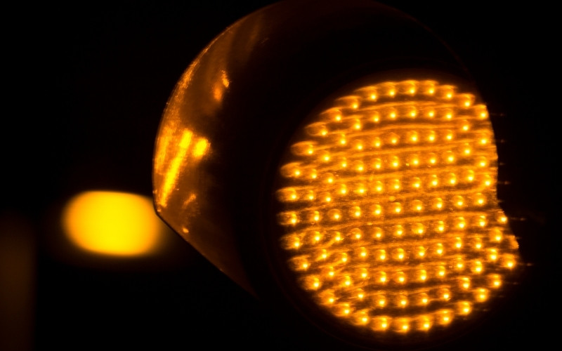 vượt đèn vàng có bị phạt không