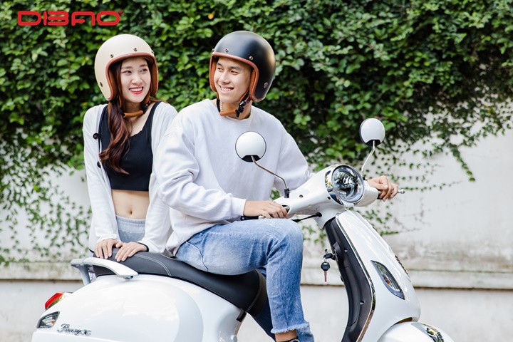 xe máy bị chảy xăng dưới gầm