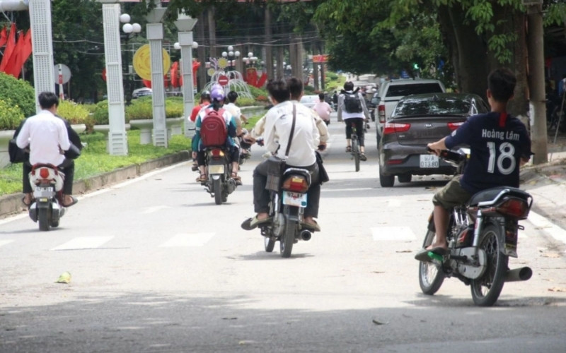 Xe mới mua chưa có biển số và chưa đăng ký tạm thời sẽ bị xử phạt