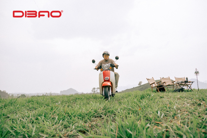 Xe máy nhỏ gọn thân thiện với môi trường