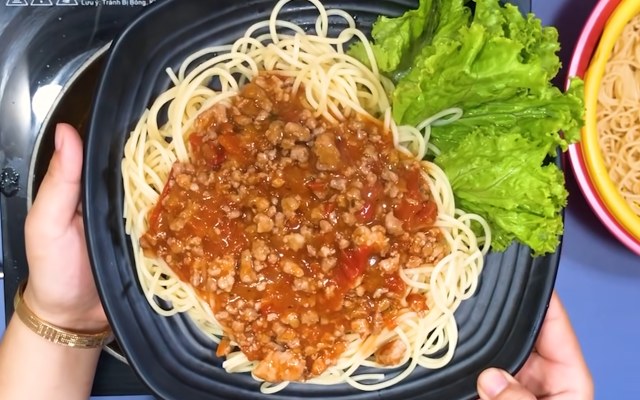 Bật mí 3 cách nấu mì ý spaghetti sốt bò bằm ngon đơn giản