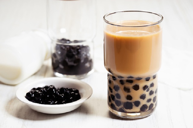 Thưởng thức ly trà sữa trân châu Đài Loan ngon chuẩn vị