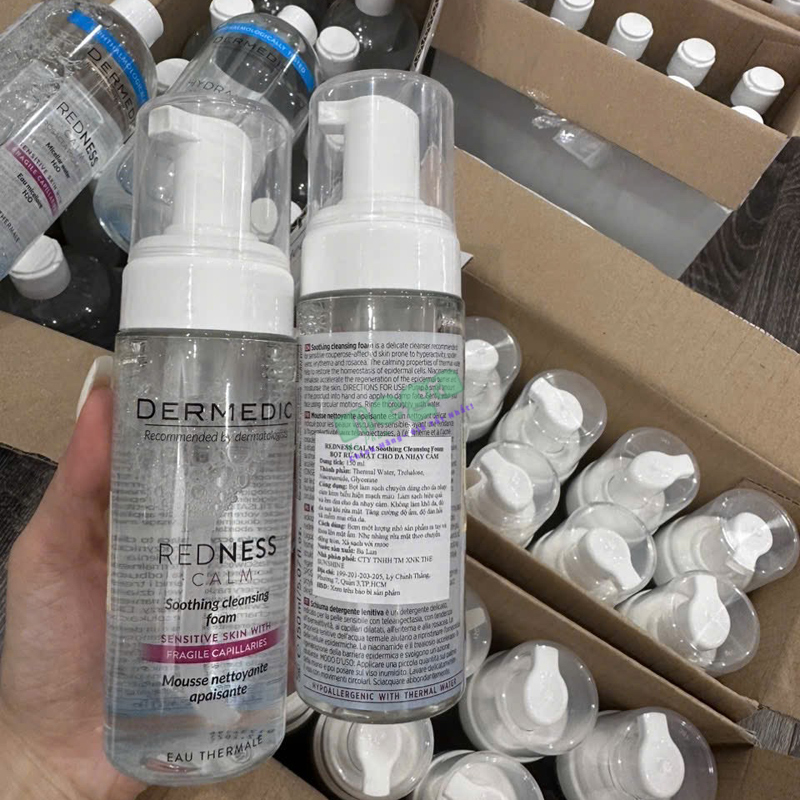 Bọt Rửa Mặt Dermedic Redness Soothing Cleansing Foam