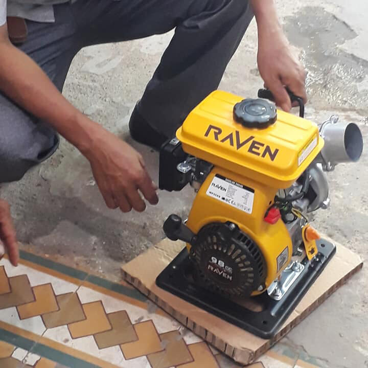 Máy Bơm Nước Chạy Xăng Raven 152F