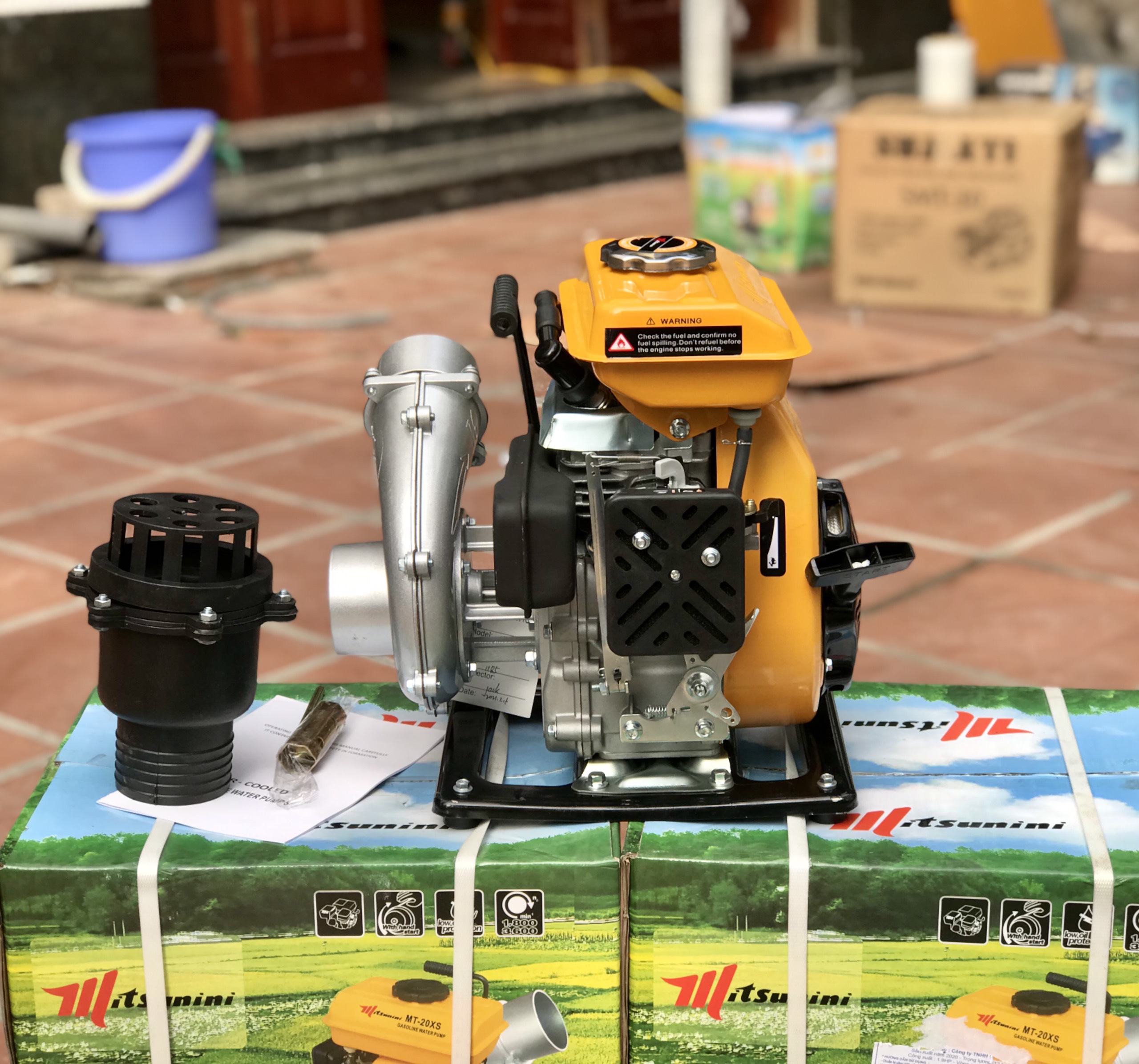 Máy Bơm Nước Chạy Xăng 1.9Hp Mitsunini MT-20XS 4