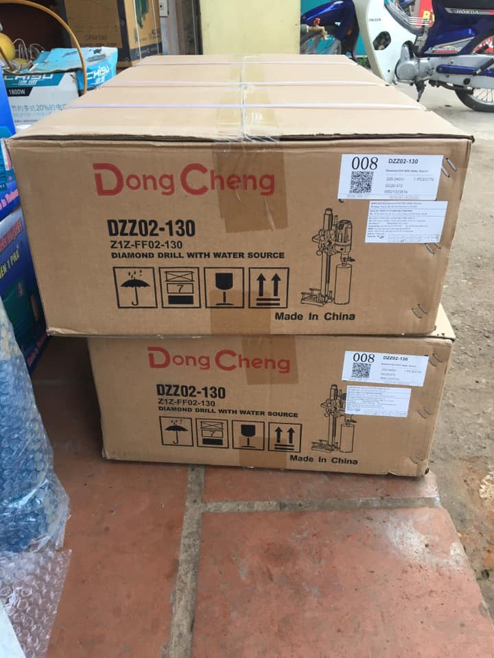 Máy Khoan Rút Lõi Dongcheng 1800W DZZ02-130 4