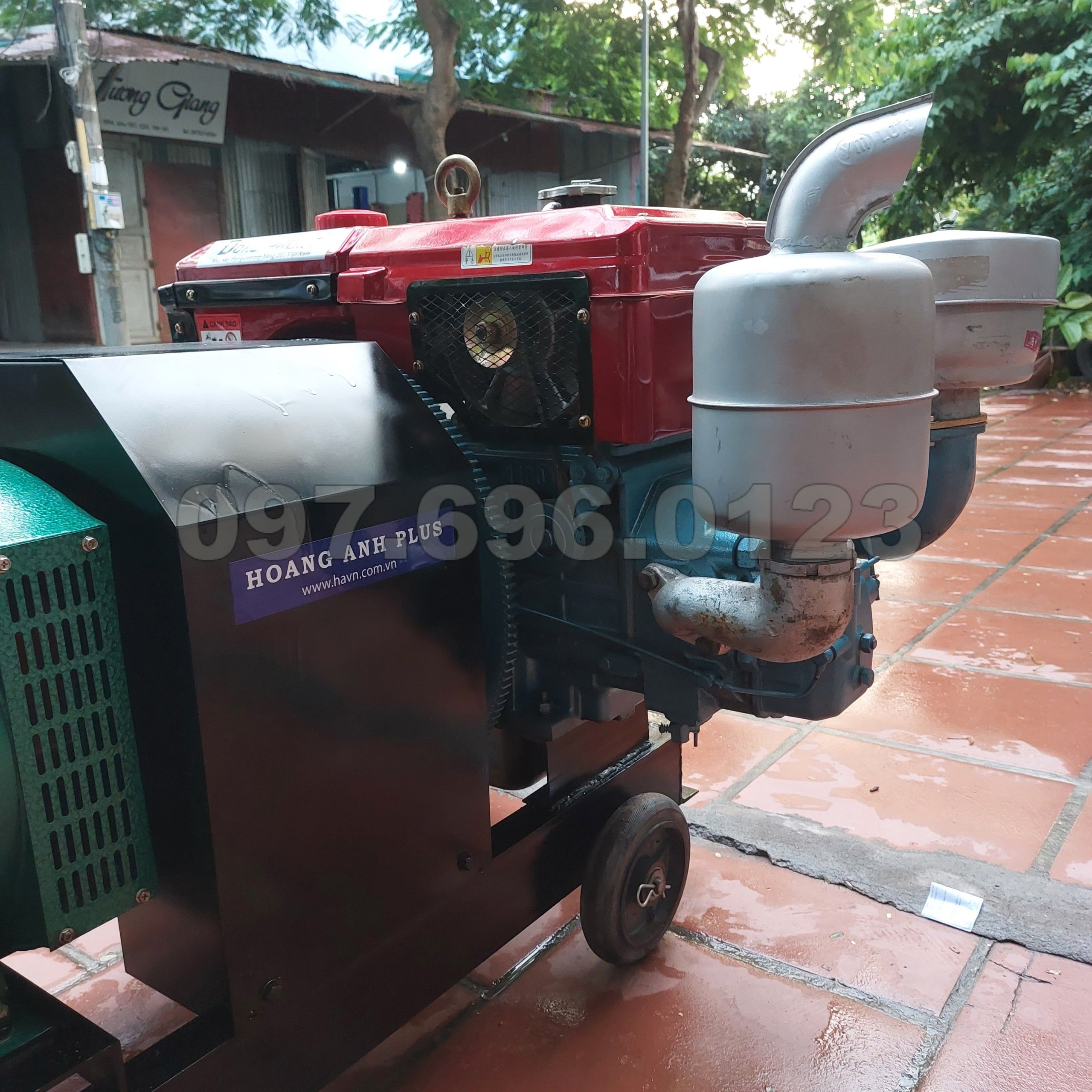 Máy Phát Điện Đầu Nổ Hoàng Anh 40HP 30KW 3 Pha (D40 Mát Nước, Đề) 2