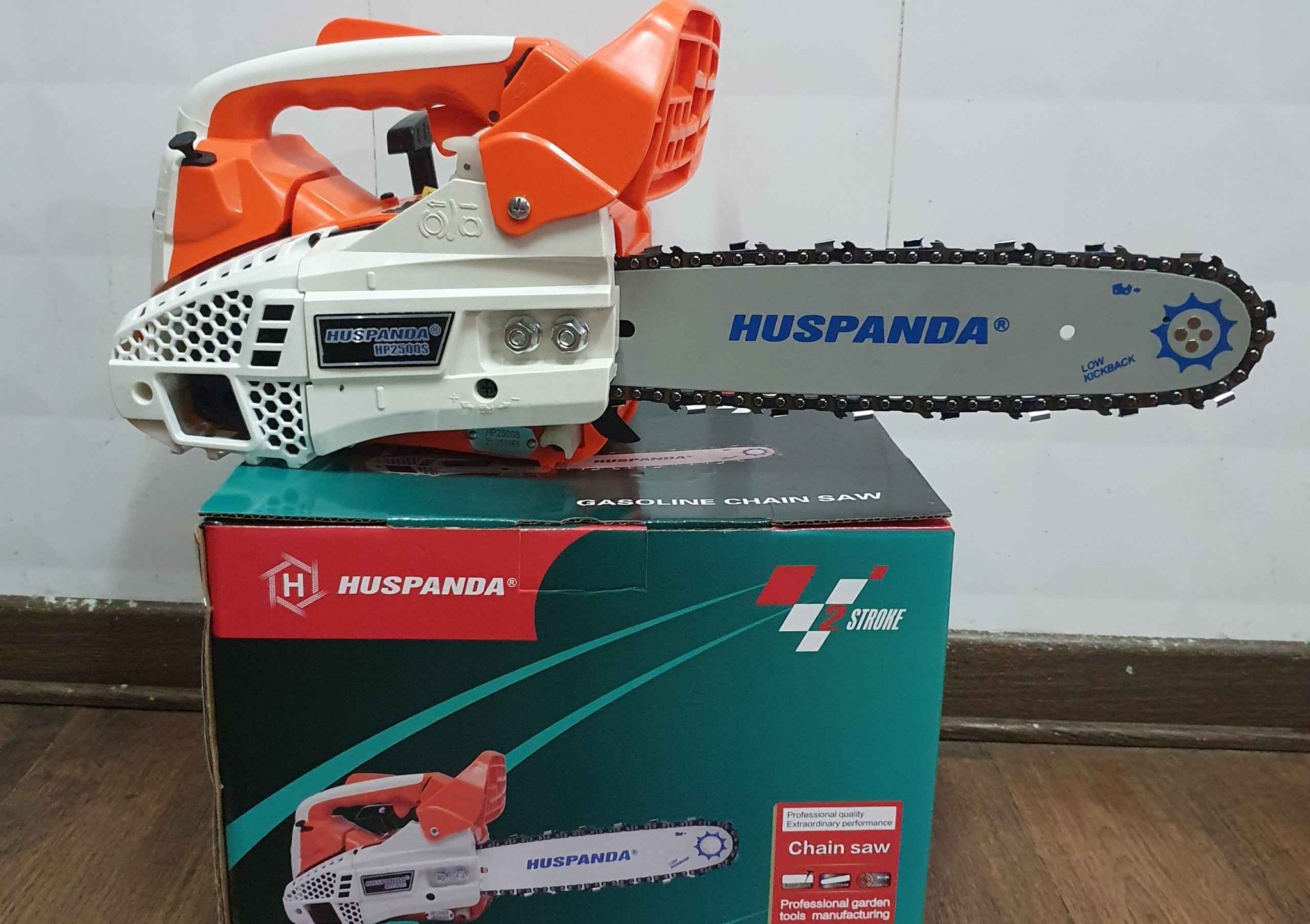 Máy Cưa Xích 2 Thì Huspanda HP2500S 4