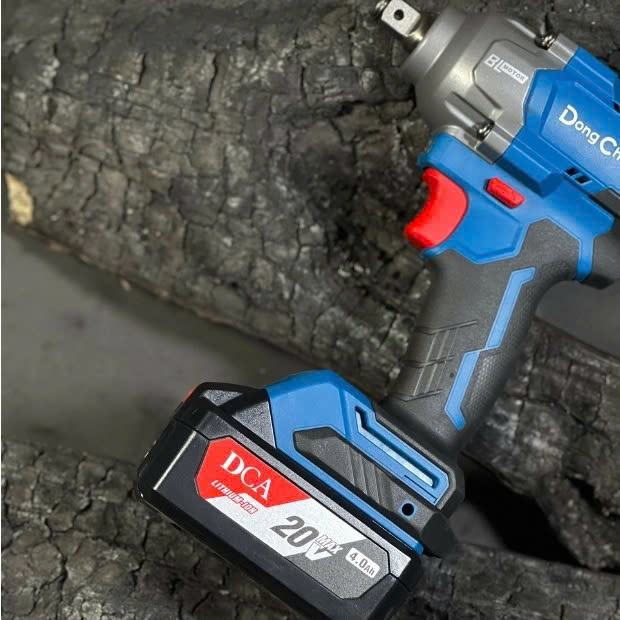 Máy Bắt Ốc Dùng Pin DongCheng DCPB488 20V 2 Pin 1 Sạc