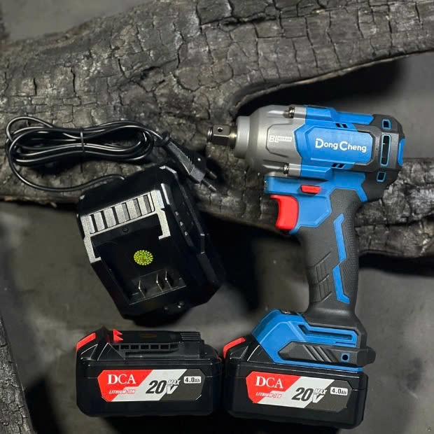 Máy Bắt Ốc Dùng Pin DongCheng DCPB488 20V 2 Pin 1 Sạc