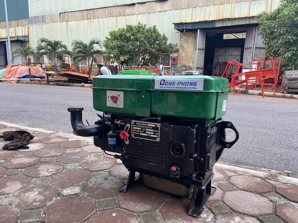 Máy Nổ Dầu Diesel Đông Phong 35HP (D35 Nước Đề)