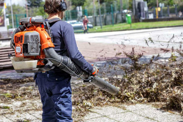 Máy Thổi Lá 2600W Husqvarna 570 BTS