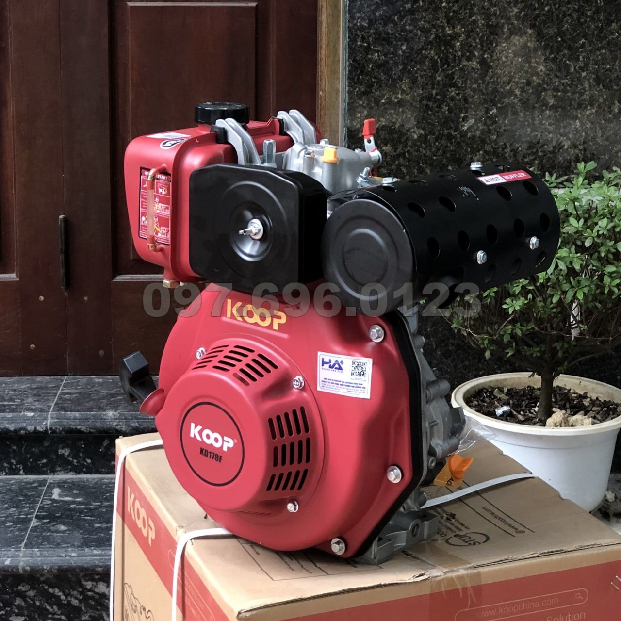 Động Cơ Dầu 5HP Koop KD178F Giật Tay