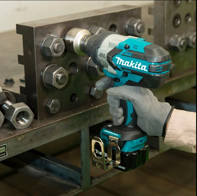 Máy Siết Bu Lông Dùng Pin Makita DTW1001Zư\