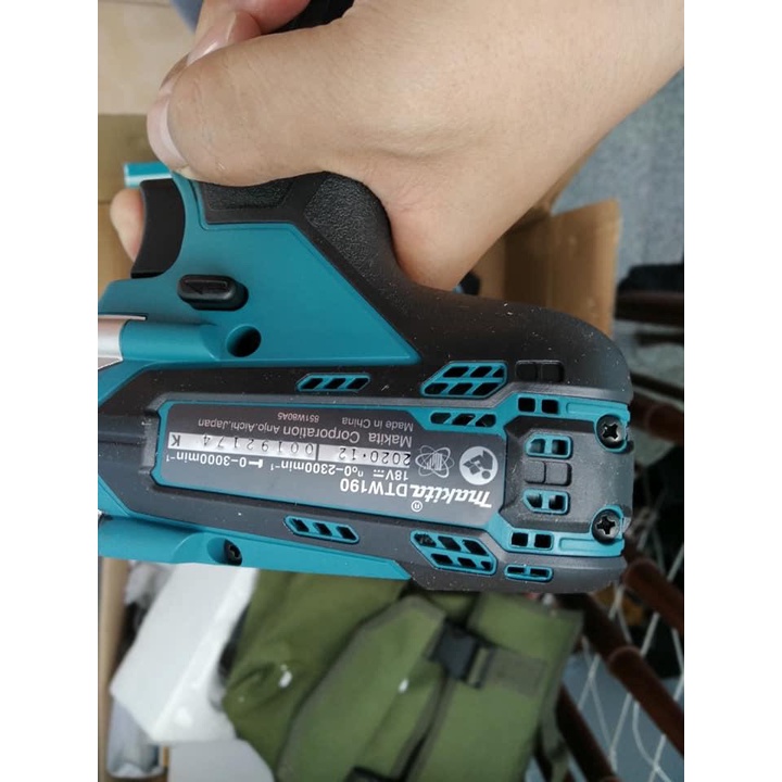 Máy Siết Bu Lông Dùng Pin Makita DTW190ZX